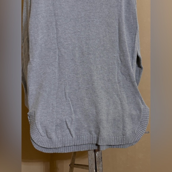 Old Navy Heather Blue Gray Boat Neck Knit Pullover Sz M - Picture 4 of 6